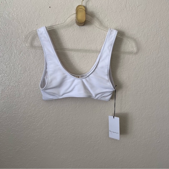 BNWT LOVEWAVE x Revolve Bambam Top in White bikini top size small - Picture 10 of 10